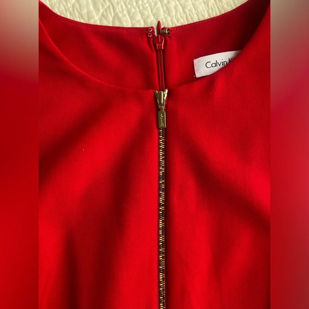 NWT Calvin Klein red sleeveless mini dress with front zipper and pockets - Picture 5 of 5
